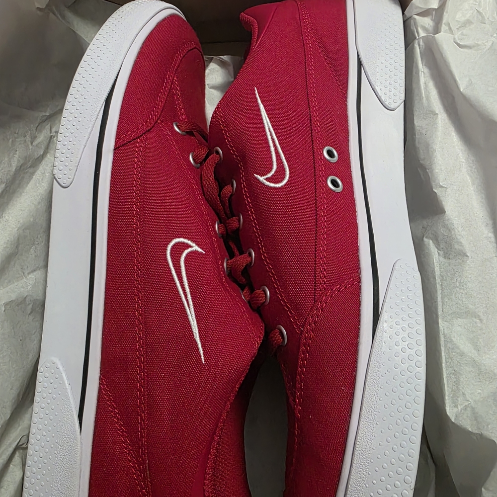 Nike Men's Red Canvas Sneakers